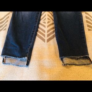 Joe’s Jeans — Skinny high rise and step hem, sz 31